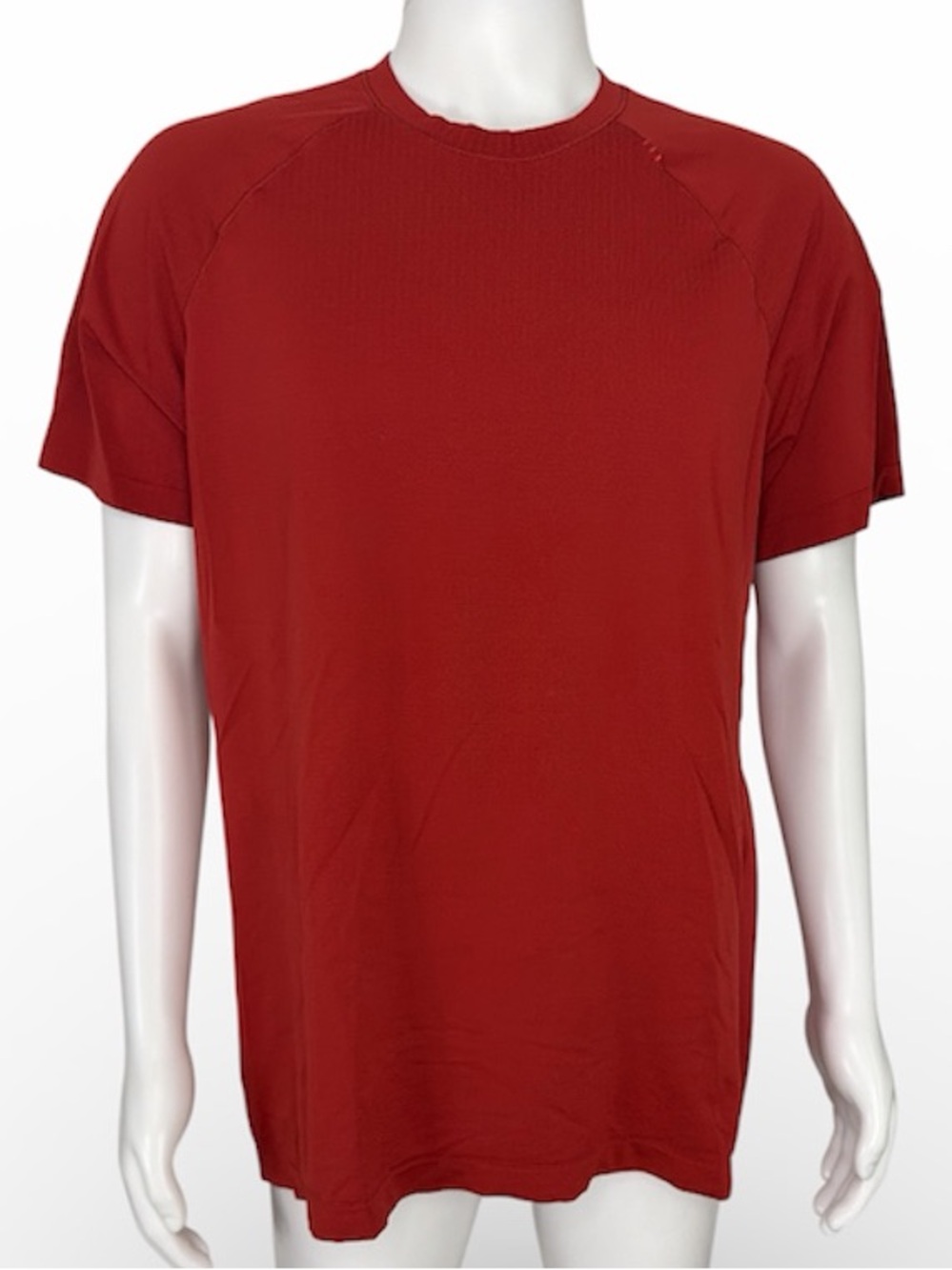 lululemon athletica Red Metal Vent Short Sleeve Tee